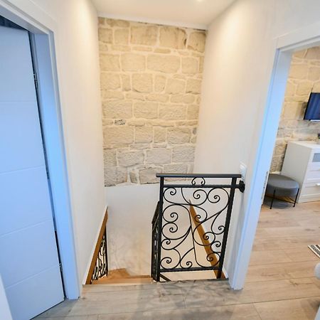 Apartment Lavanda - Suite Sinj Eksteriør bilde