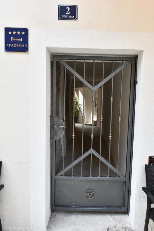Apartment Lavanda - Suite Sinj Eksteriør bilde