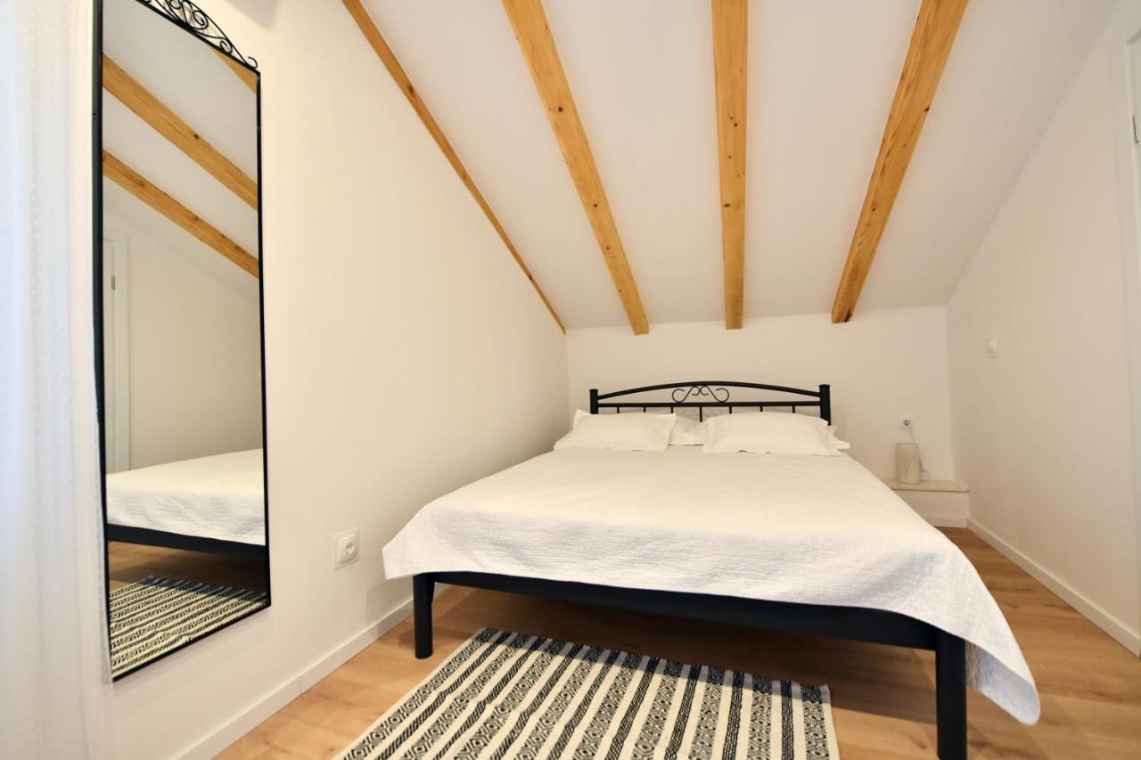 Apartment Lavanda - Suite Sinj Eksteriør bilde