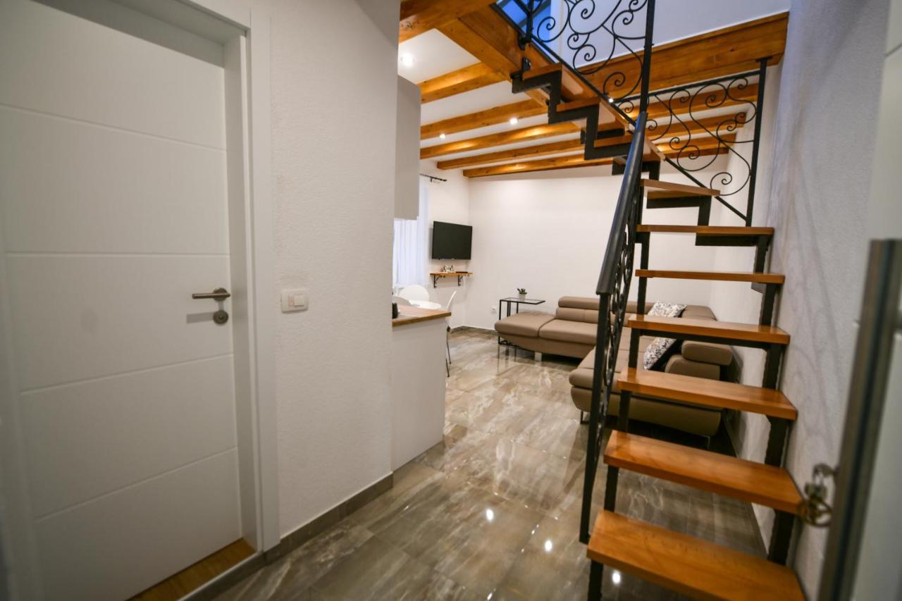 Apartment Lavanda - Suite Sinj Eksteriør bilde